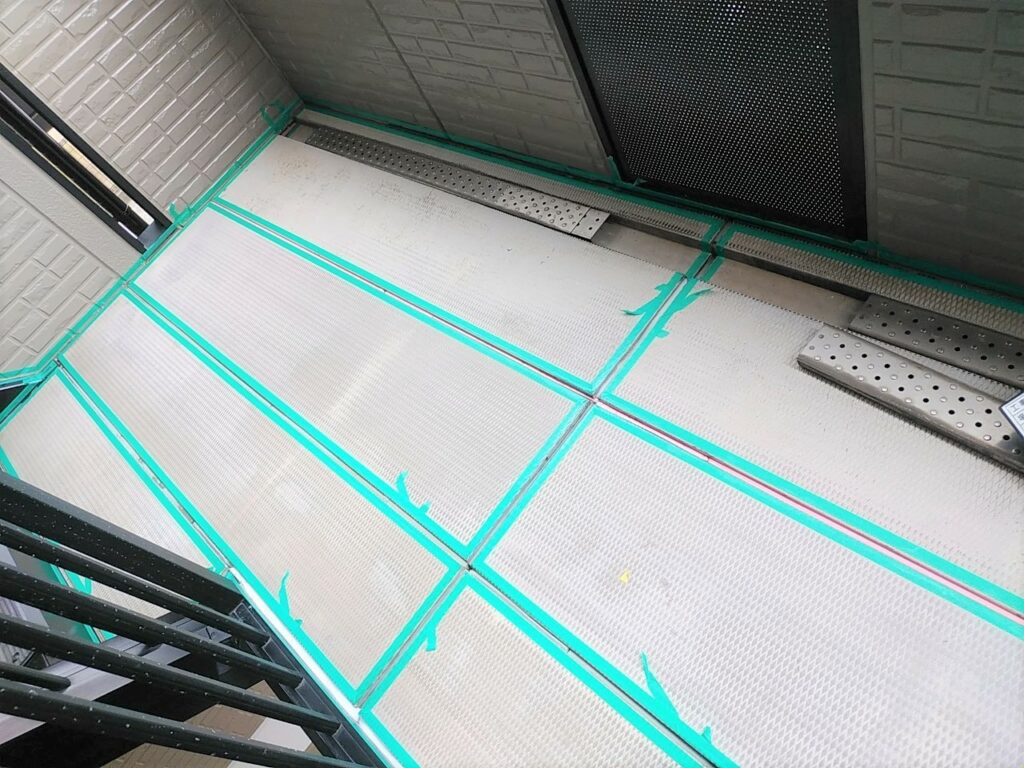 福岡県北九州市小倉南区にて屋根・外壁塗装をさせて頂いていますー２５