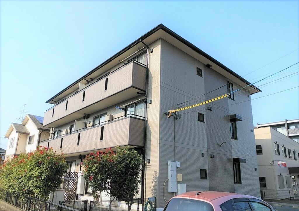 福岡県北九州市小倉南区にて屋根・外壁塗装をさせて頂いていますー２６